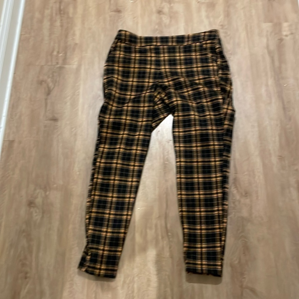 Never worn platted jeans